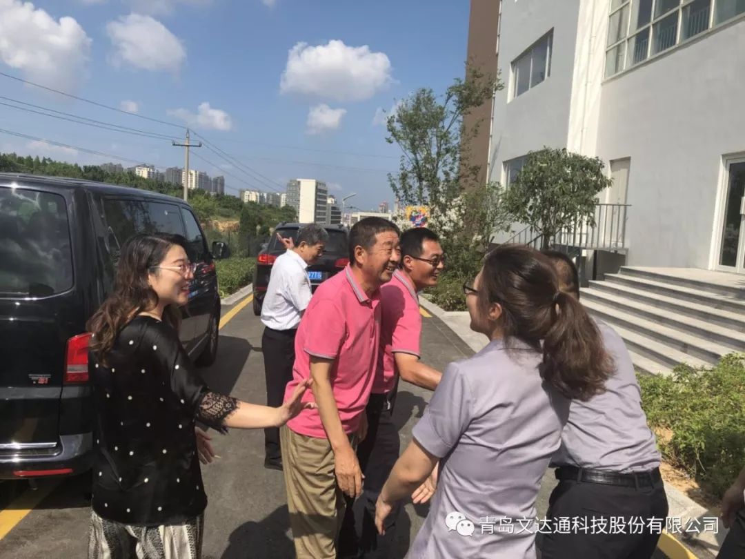 炎炎夏日送清涼，絲絲關(guān)懷沁人心——集團(tuán)領(lǐng)導(dǎo)慰問文達(dá)通及其子公司一線員工