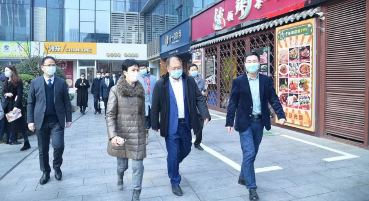 唐島灣“繁花里”數(shù)字人民幣一條街正式開街！