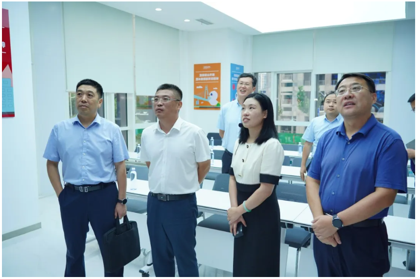 2024年青島市便民設(shè)施進社區(qū)暨智慧城市宣講活動順利舉辦